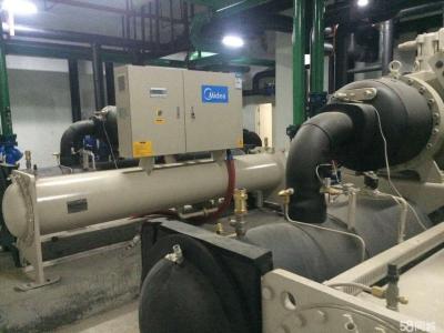 成都中央空調維修--工業(yè)冷水機組維修